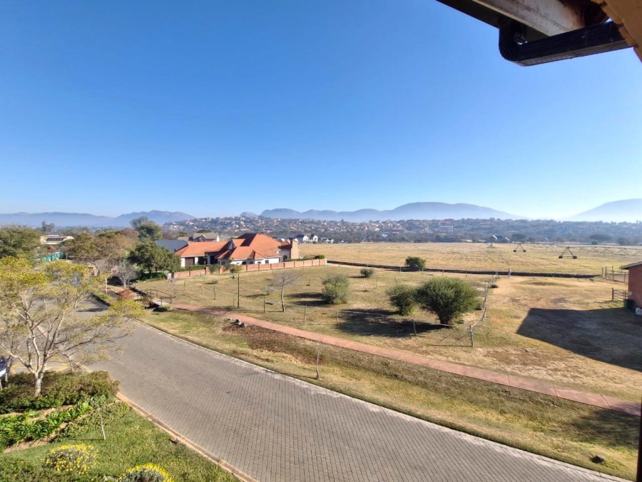 To Let 3 Bedroom Property for Rent in Meerhof North West